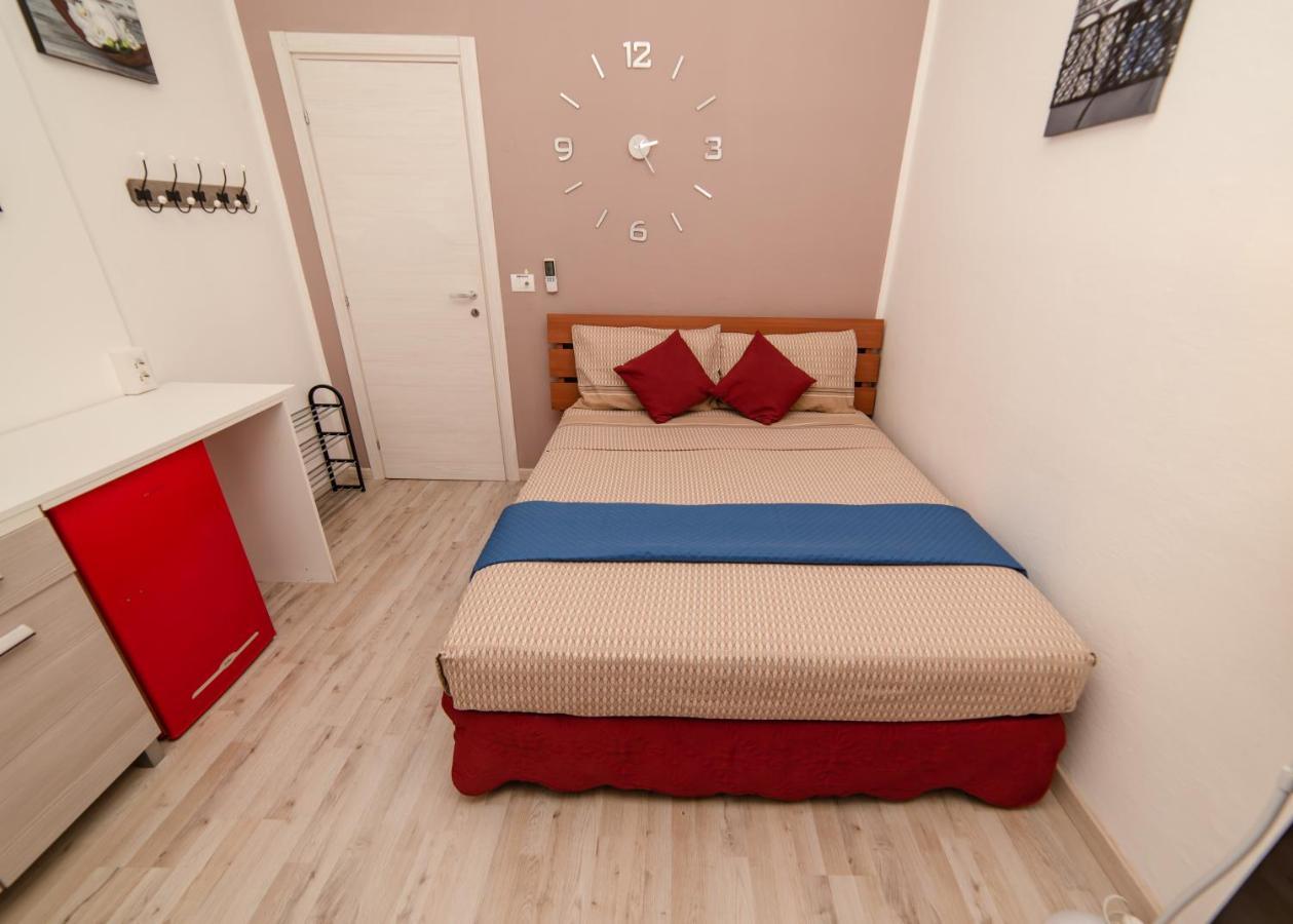 Carramba! Che Room Cagliari Dış mekan fotoğraf